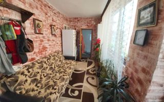 Casa de vanzare cu teren generos - Poză 7