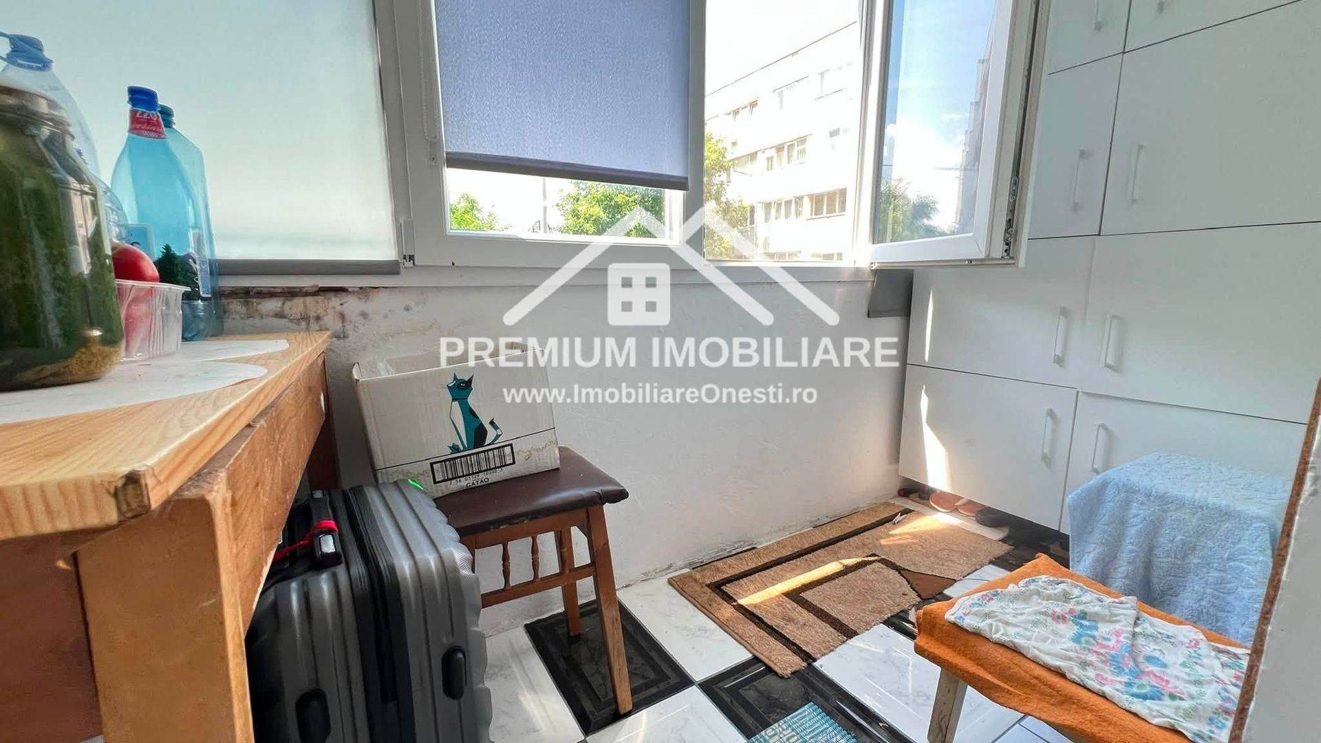 De vânzare – Apartament 3 Camere Zona de jos - Poză 3