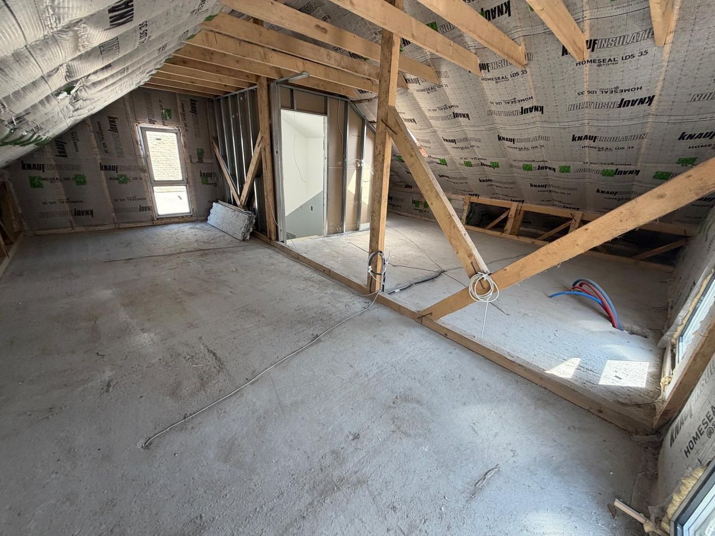 CASA INDIVIDUALA- 4 CAMERE, TOATE UTILITATILE, TEREN 240 MP, COMIS 0% - Poză 29