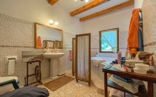 Vila superba 300mp + teren 1400mp & front la rau in Somesul Rece. - Poză 34