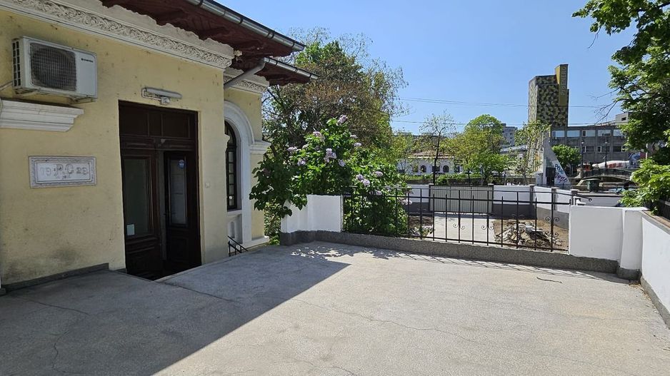 Casa Vila || Timpuri Noi || 6 camere || curte libera 400mp ||  Afterschool || - Poză 18