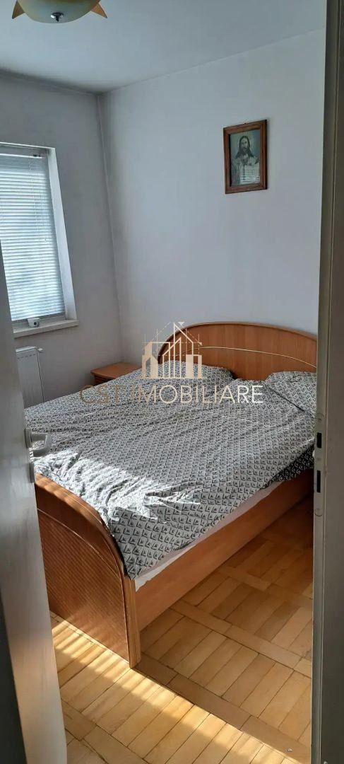 Apartament  , 3 camere , Sagului - Poză 1
