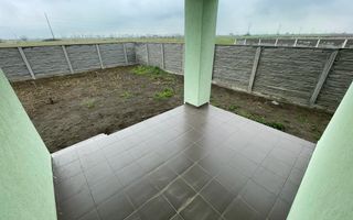 Casa finalizata cu 3 dormitoare . Teren generos cu 2 fronturi - Poză 2