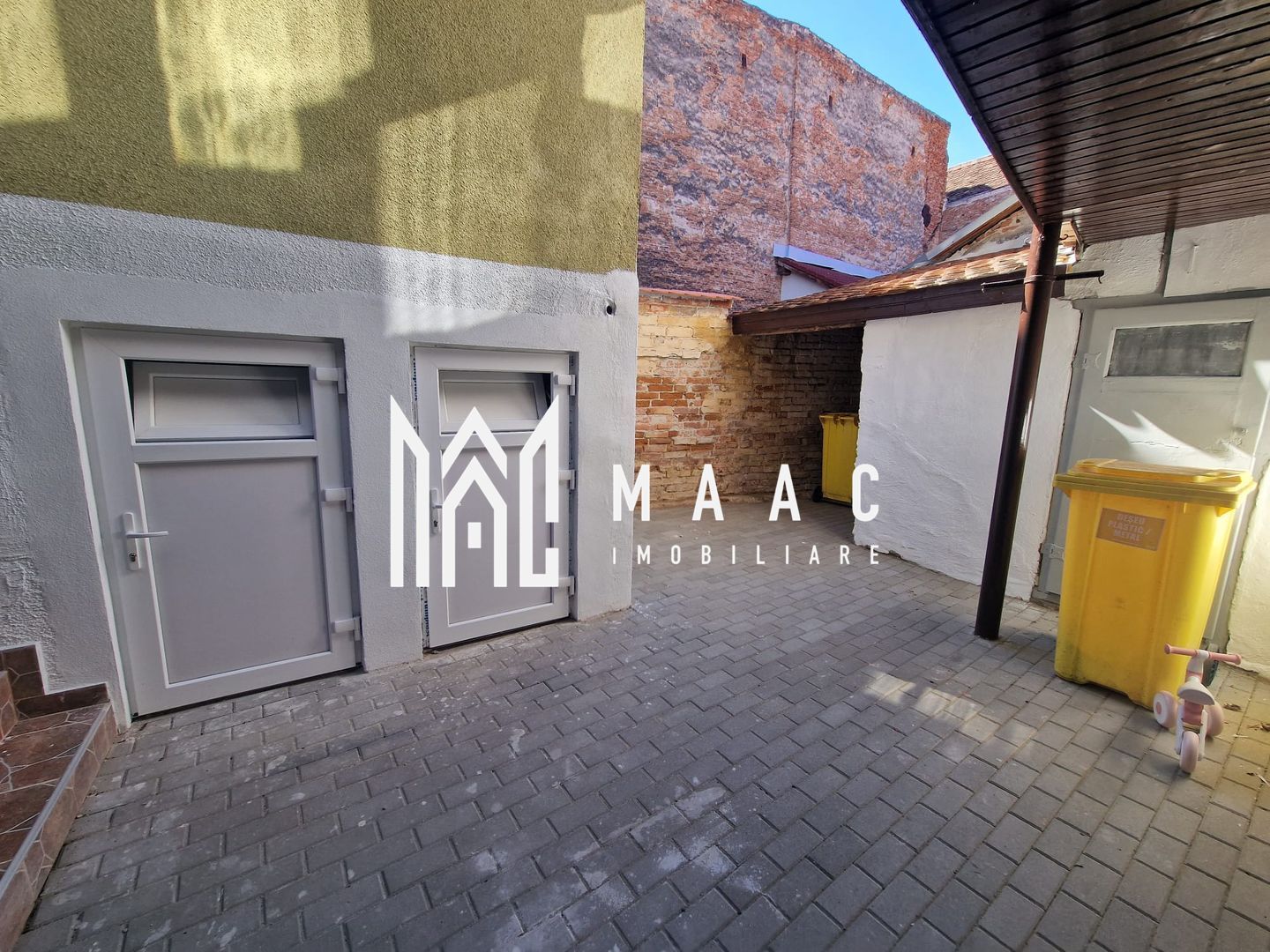 Apartament 3 camere curte privata zona Centrala - Poză 6