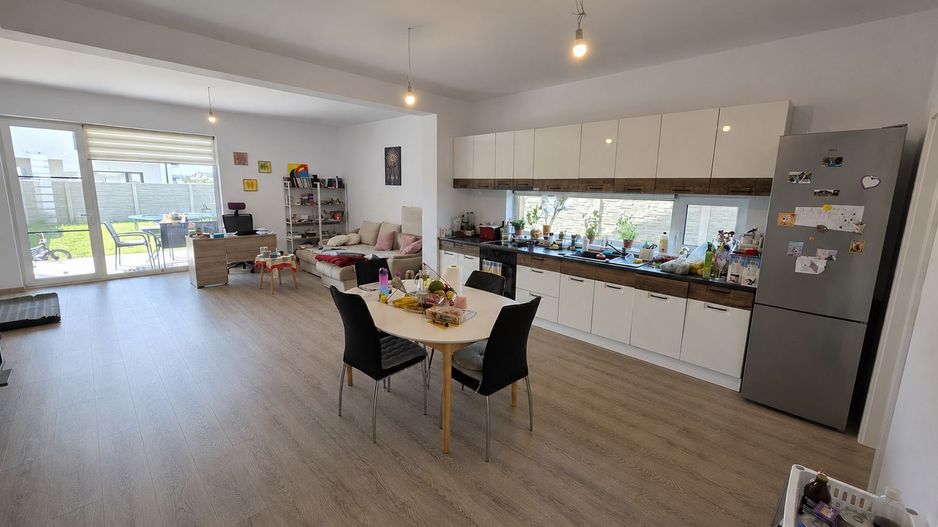 DUPLEX P+1E DE VÂNZARE ÎN MOṢNITA NOUĂ - Poză 12