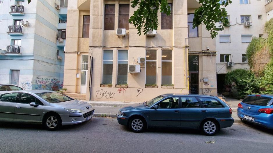 De inchiriat spatiu comercial central - Poză 17