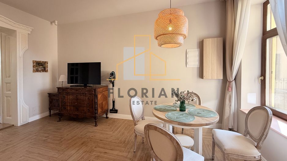Apartament  modern cu 2 camere in cladire istorica– Zona Sinaia - Poză 5