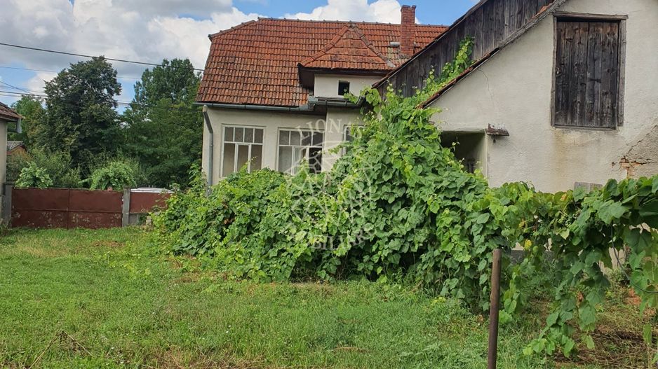 Casa 3 camere 126 mp-teren 4000 mp-Loc. Matei, Zona Centru - Poză 4