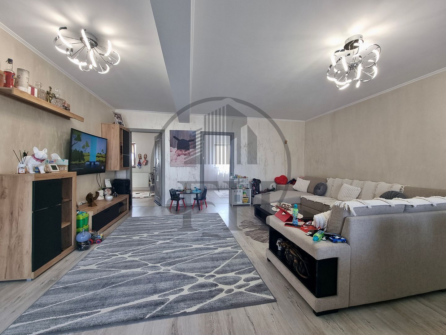 VANDUT/ SOLD - Casa / Vila de vanzare Valu lui Traian - Poză 4