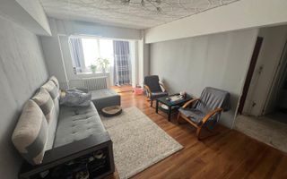 Apartament 3 camere Auchan Vitan an 1985 - Poză 1