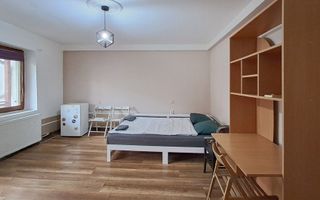 Ultracentral!! Clădire / 3 nivele – 14 camere, 300 mp utili, B-dul Eroilor!! - Poză 1