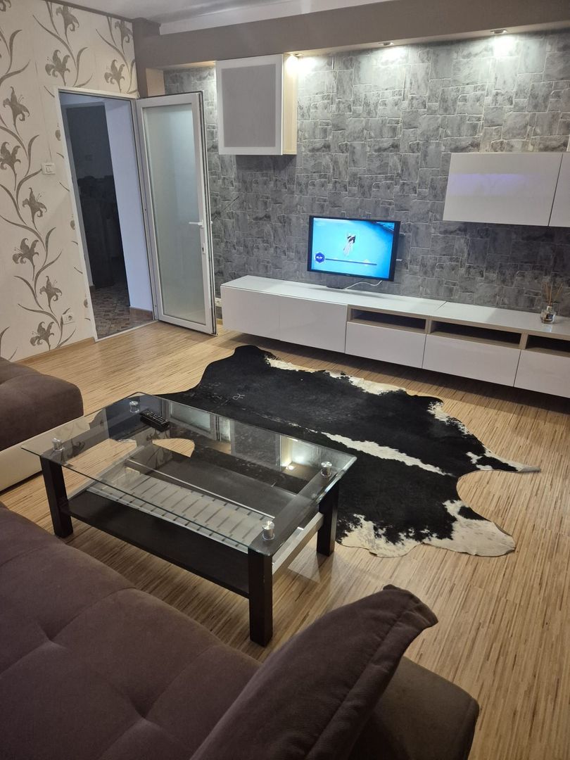 De vanzare apartament 3 camere Craangasi Lacul Morii ap - Poză 2