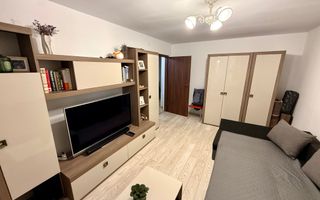 3 decomandate - etaj 3 - 72mp -2bai- centrala-apa separata- Craiovita - Poză 2