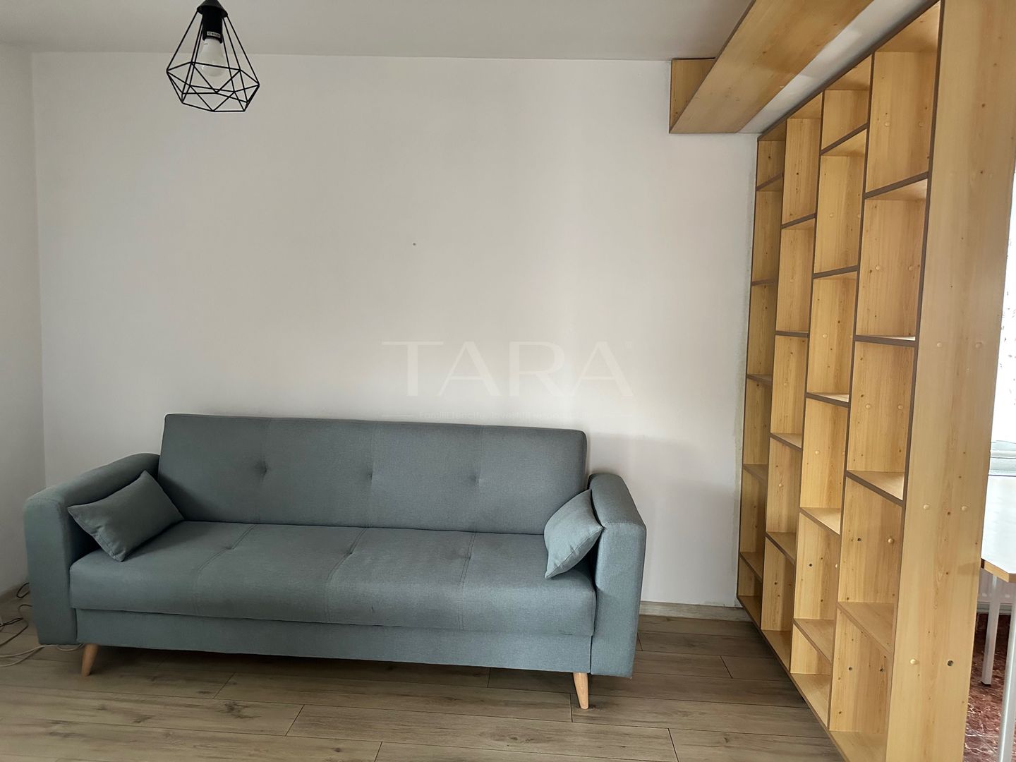 Apartament 2 camere, parter înalt – zona Bulgaria - Poză 1