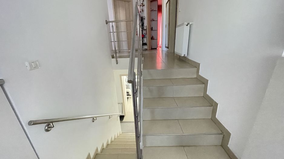 Casa individuala - Dumbravita - Poză 3