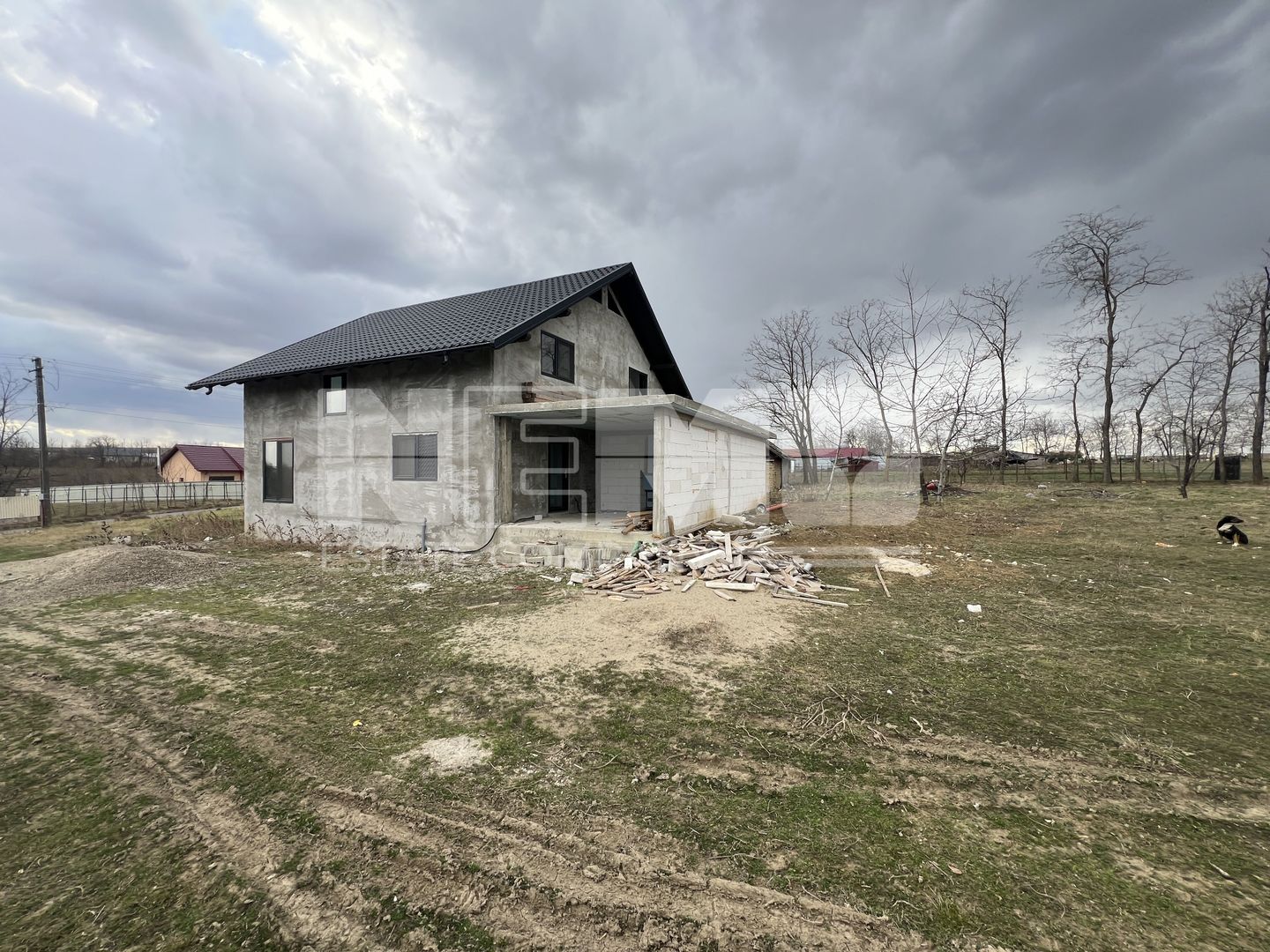 Casa cu 45 de Ari | Salageni | 129.000 Euro - Poză 3