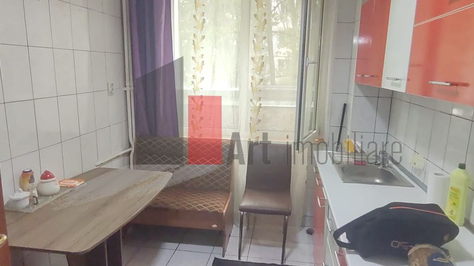 Vânzare apartament 2 camere Nițu Vasile - Poză 2