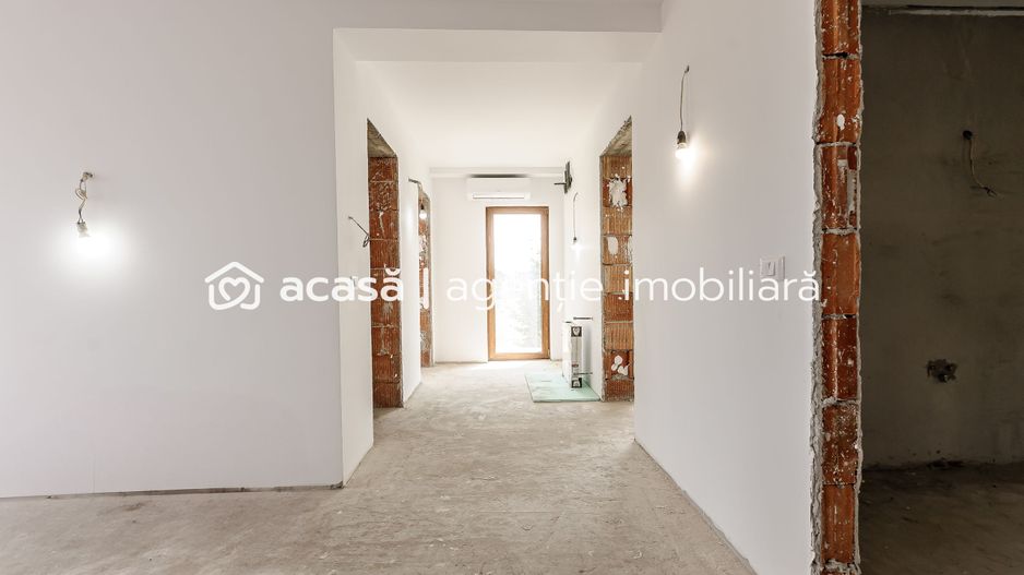 REDUCERE Casă nouă, spațioasă, în cartierul rezidențial din Curtici - Poză 9