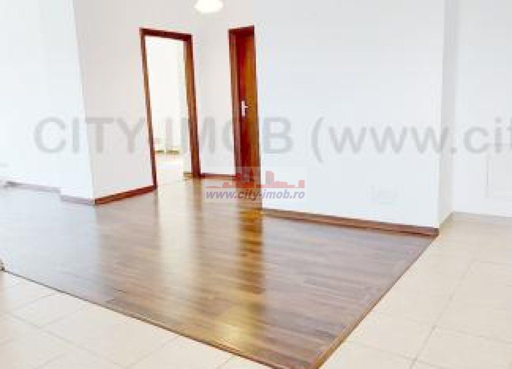 Vanzare  Apartament  trei  camere Baneasa cu terasa de 50 mp - Poză 11