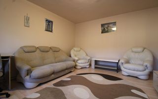 3 camere + 2 bai, centrala proprie. zona Aradului. - Poză 1