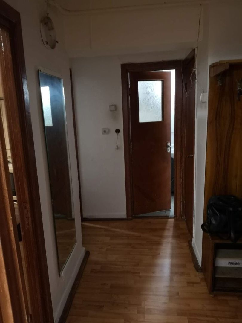 Apartament decomandat 2 camere- Rovine - Poză 6