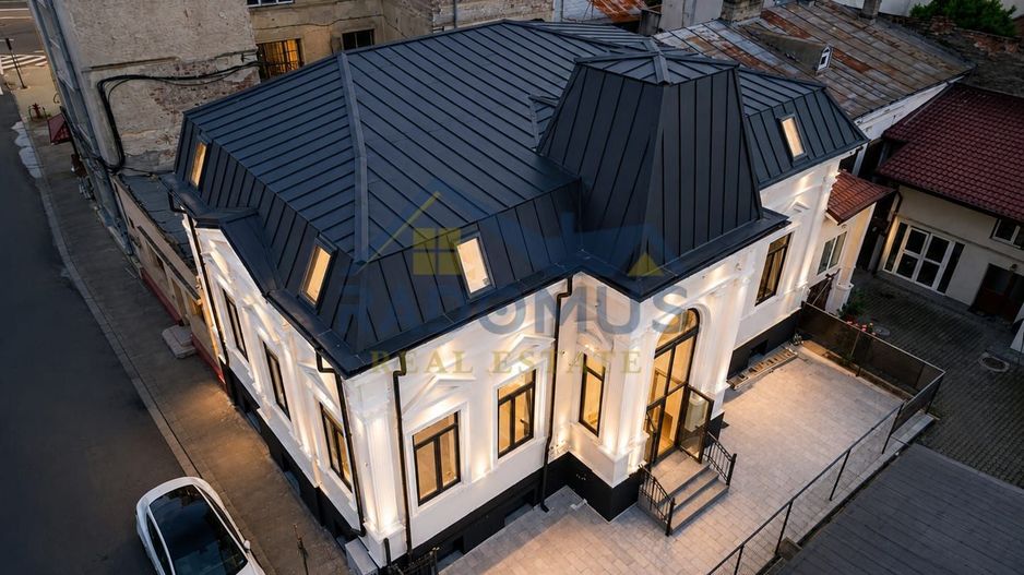 Vilă Premium Ultracentrală | 441 mp | Renovată  Integral 2025 | - Poză 2