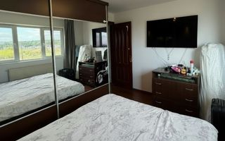 Apartament 2 camere decomandat – mobilat și utilat, zona Hotvon - Poză 3