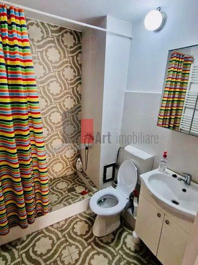 Apartament 4 camere  13  Septembrie renovat ,mobilat,utilat  gata de mutare - Poză 3