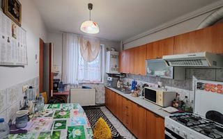 Apartament cu 2 camere de vânzare | Zonă Centrală - Poză 3