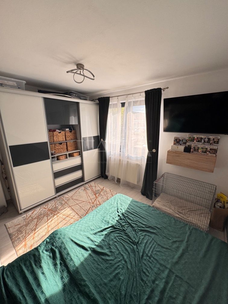Apartament decomandat, renovat complet, mobilat, parcare inclusă. - Poză 5