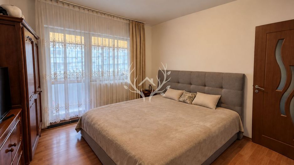 Apartament spatios cu 4 camere, zona centrala Apahida - Poză 1