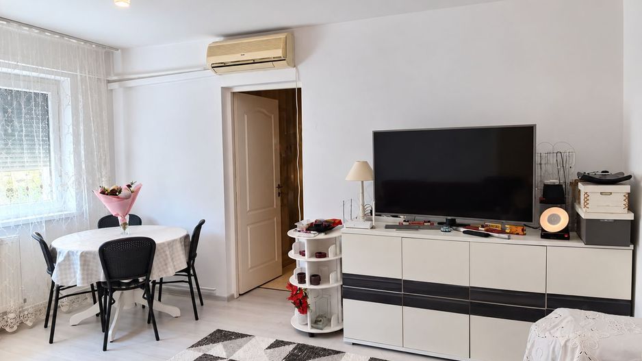 Calea Șagului | 2 Camere | Centrală proprie | AC | Bloc izolat - Poză 1