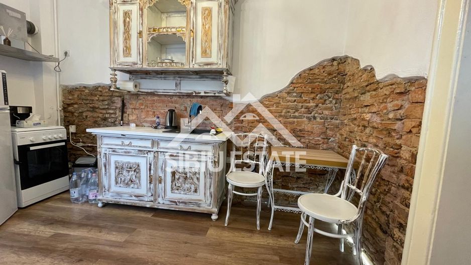 Apartament de vanzare cu 2 camere Zona- Centrul Istoric - Poză 13