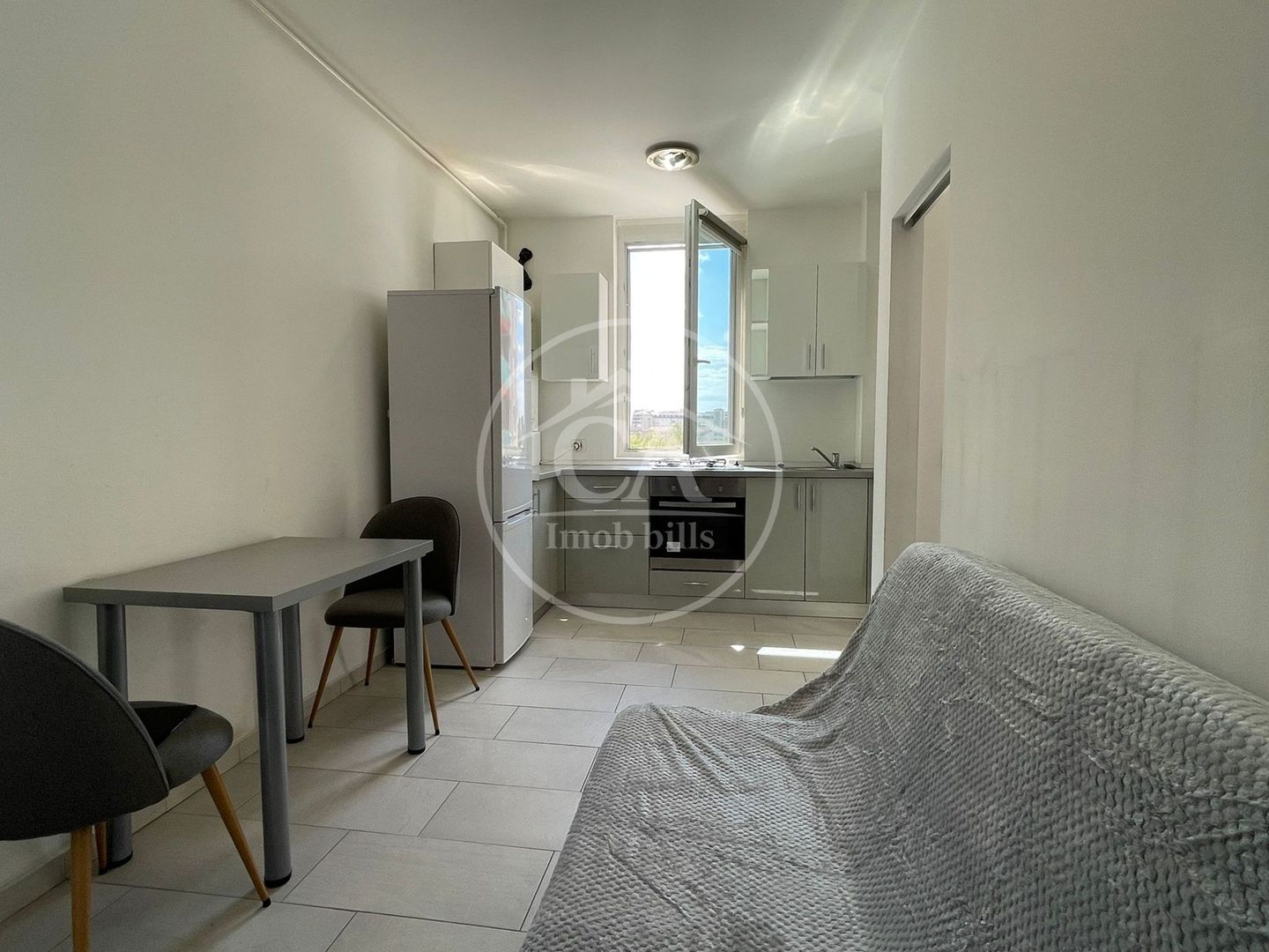 Apartament cu 1 camera de inchiriat în blocurile  ARED, Oradea - Poză 2