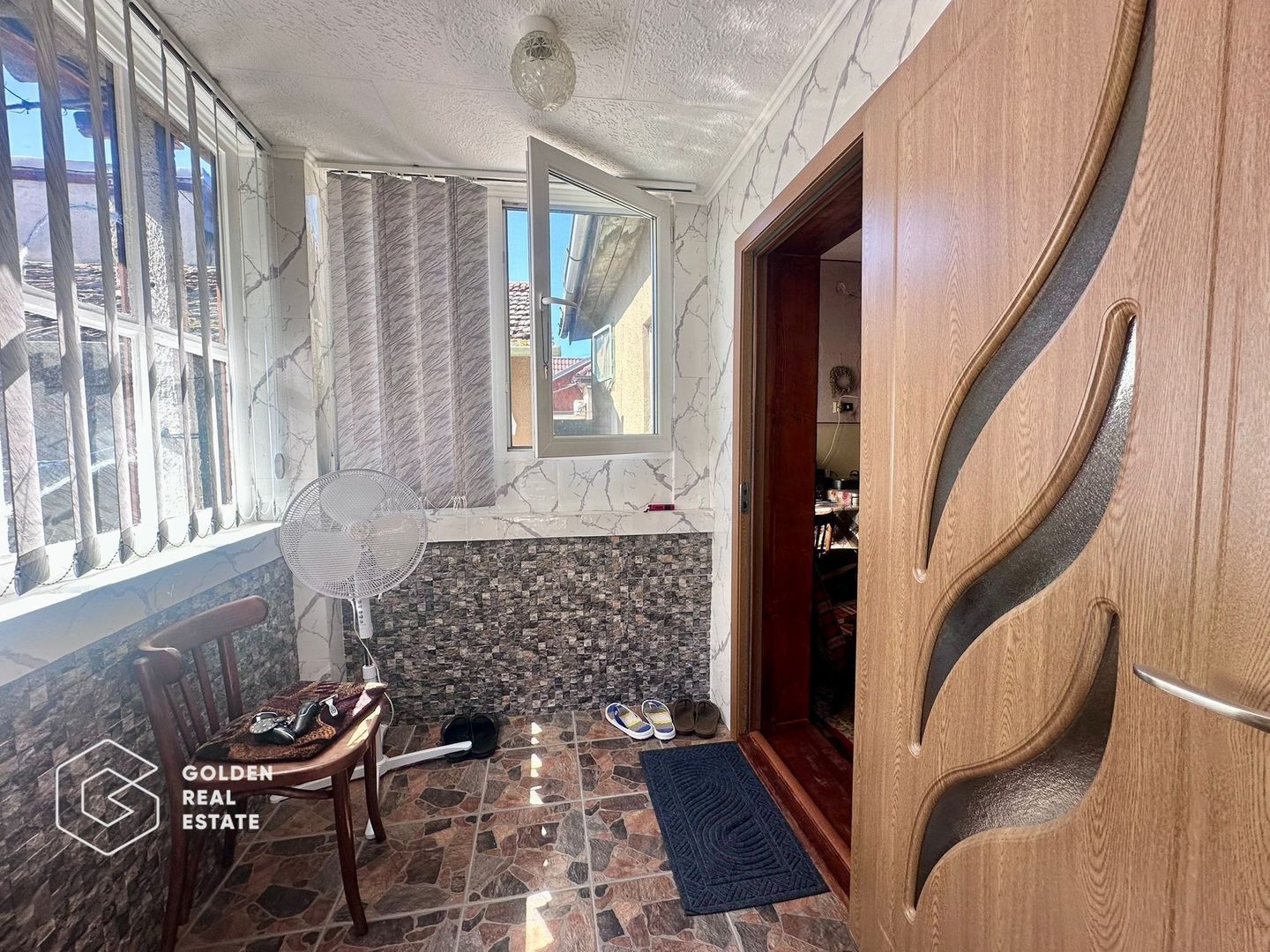 Casa cu teren 525 mp  în Bujac – Petru Maior, comision 0% - Poză 4