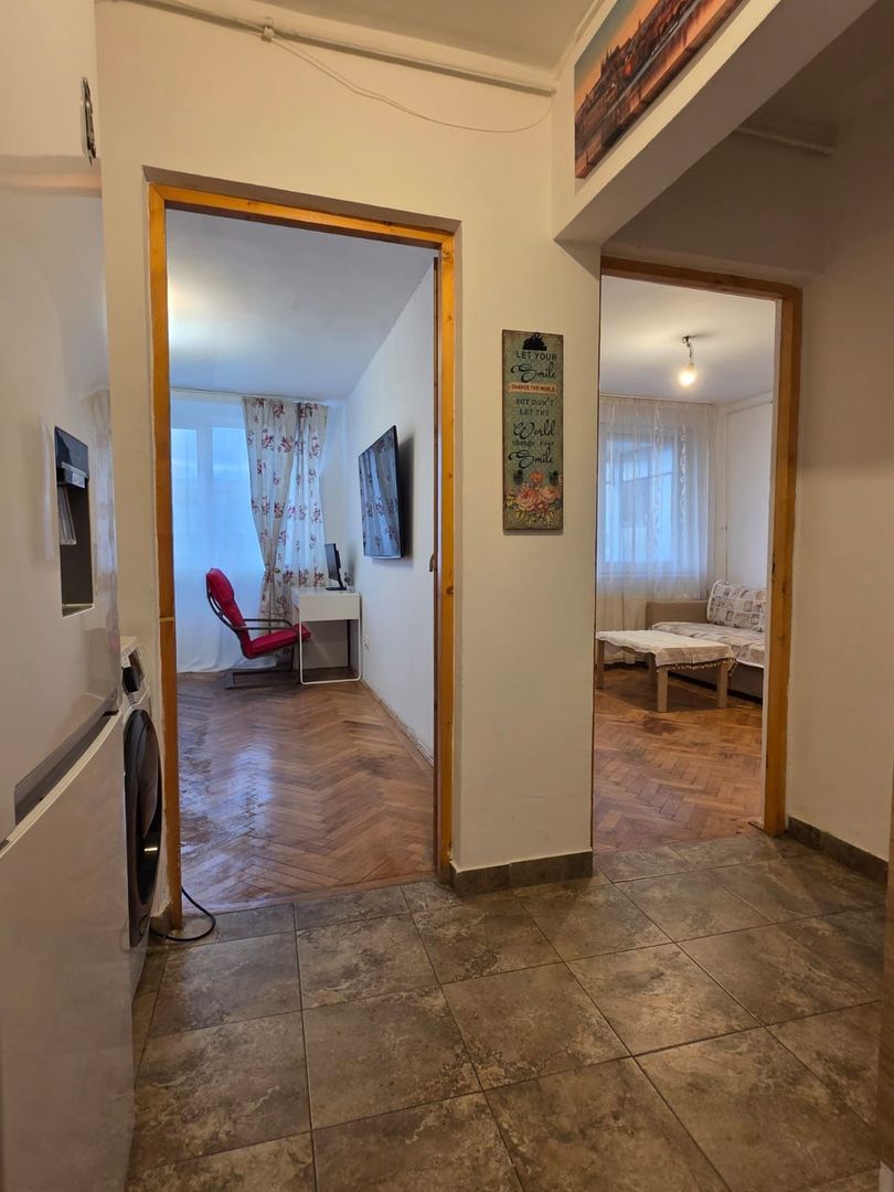 Apartament ingrijit- 2 camere-  5min de M. Piata Sudului - Poză 3