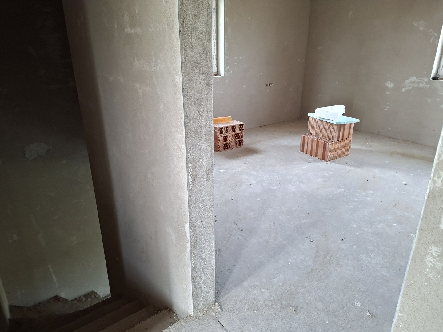 CASA NOUA IN GRI DE VANZARE - Poză 8
