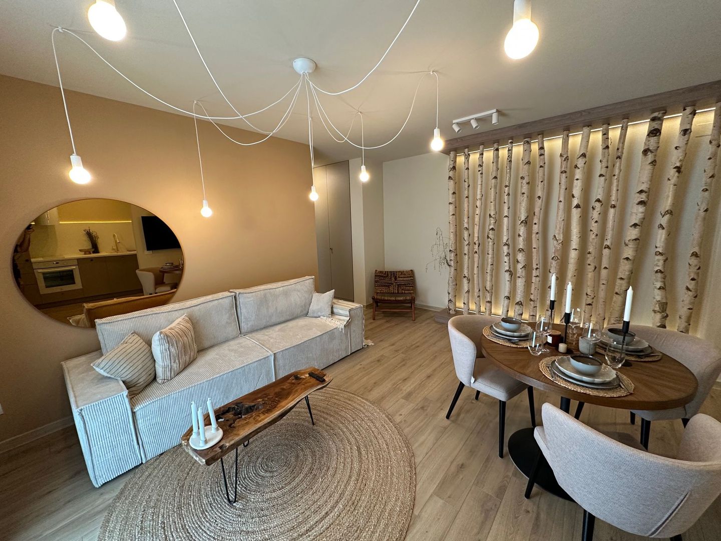 Apartament deosebit  2 camere zona Lipovei - Poză 2