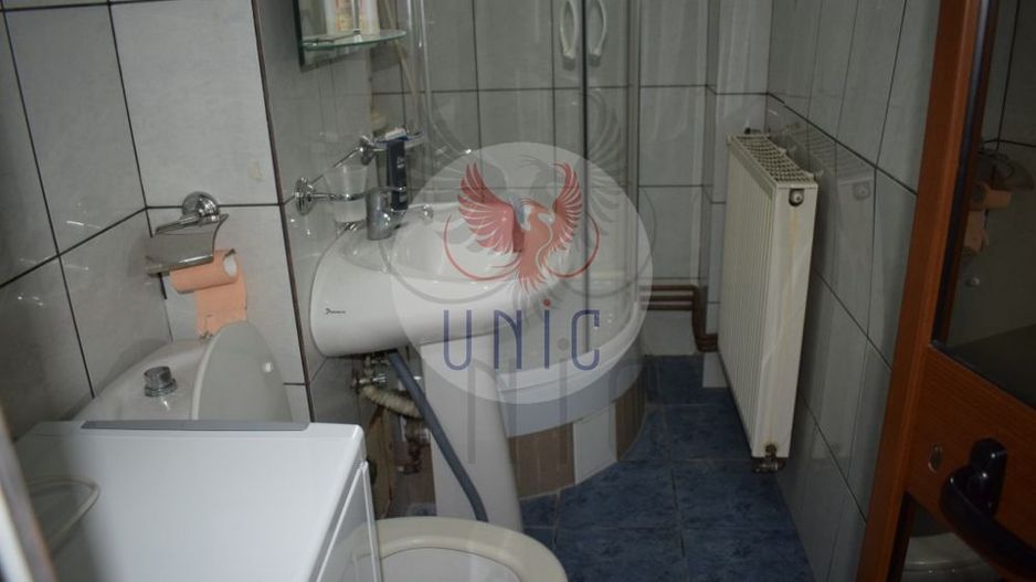 Apartament 4 camere, inchiriere, Craiovita Noua - Poză 12