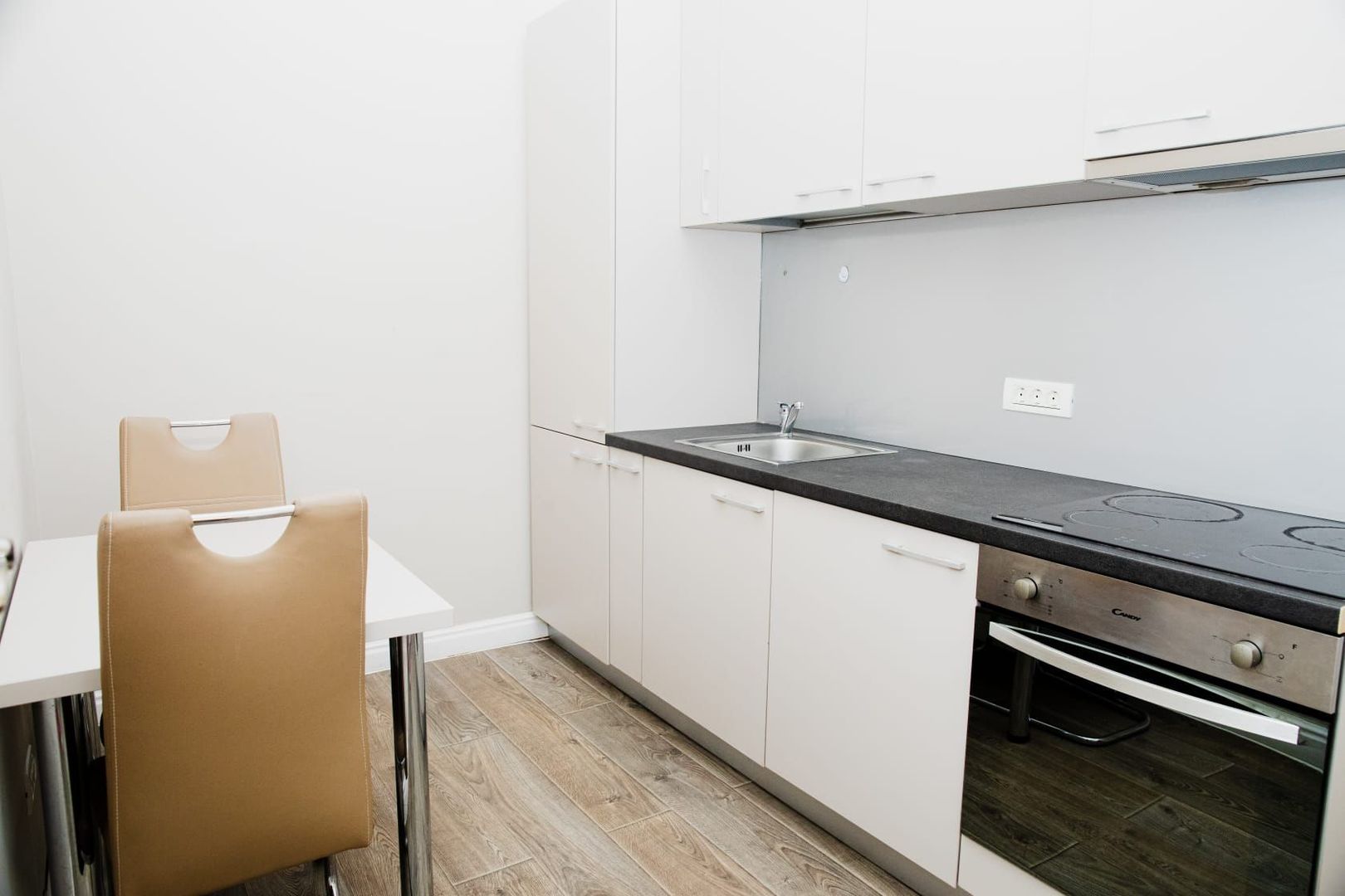 Apartament 2 Camere | Zona Sinaia - Langa Facultati | Etaj 2  Mobilat - Poză 6