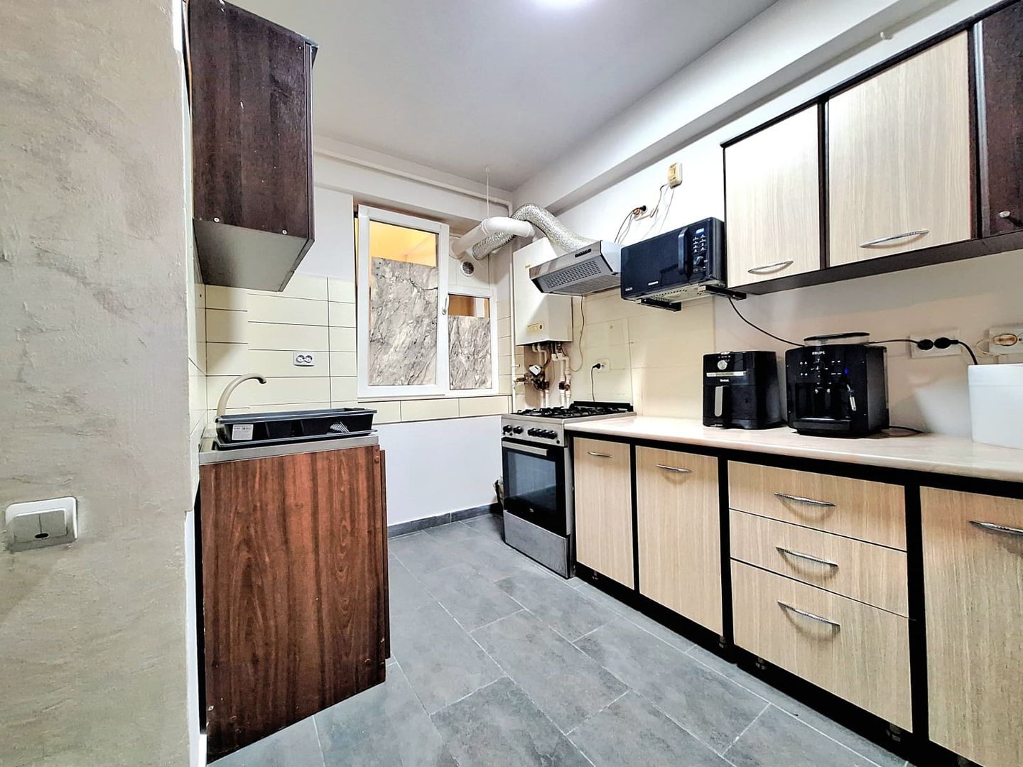 Apartament cu 2 camere de vânzare în zona Aparatorii Patriei - Poză 5