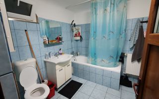 CASA IN POPESTI LEORDENI, RENOVATA, CURTE, MOBILAT-UTILATA - Poză 9