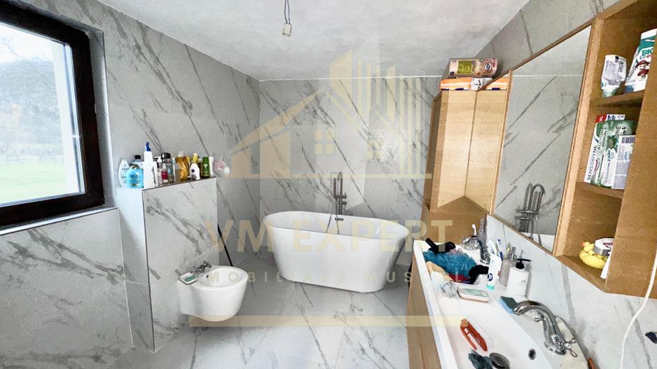 CASĂ 5 CAMERE 252 MP TEREN 1362 MP DRAGOSLAVELE ARGEȘ - Poză 16