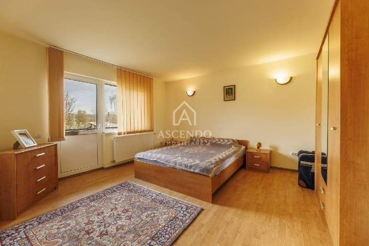 Vilă cu vedere panoramică în Breaza – Ideală pentru vacanță sau investiție - Poză 10