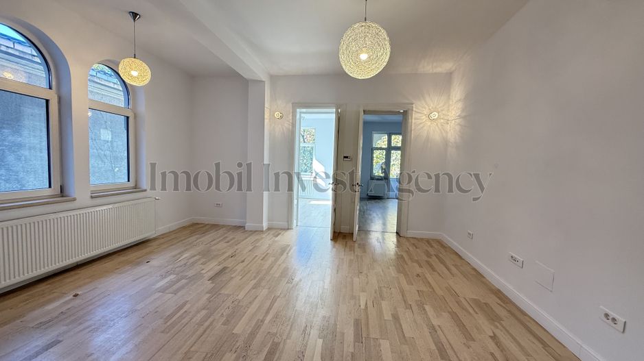 Vilă interbelică restaurată – Dorobanți Capitale 363 mp utili - Poză 28