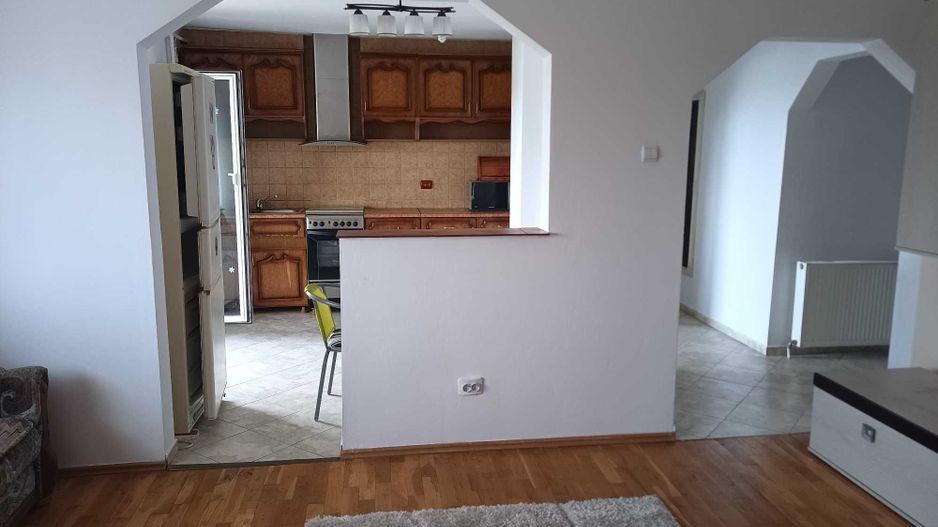 Apartament 3 camere - Poză 2