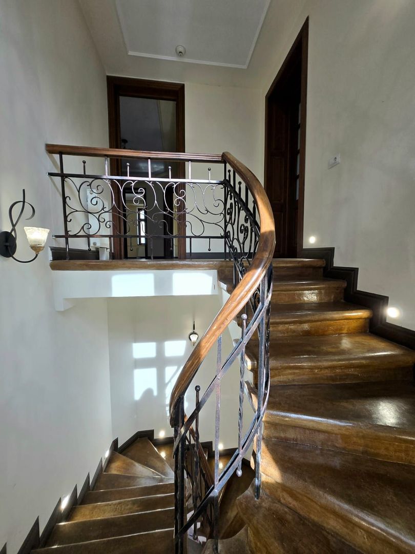 Spațiu de birouri ultracentral de inchiriat - etaj 1-intrare separata - Poză 11