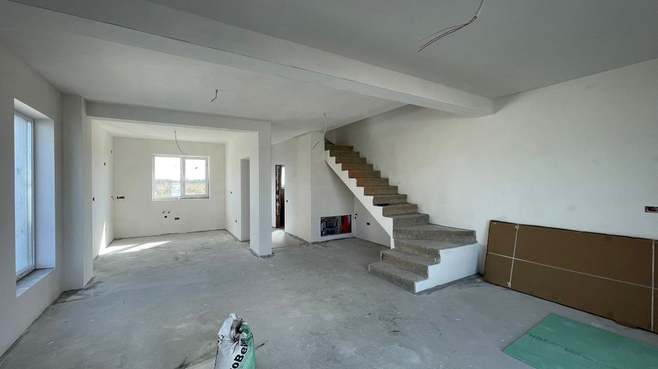 Duplex cu 4 camere -100mp - Mosnita Noua - Poză 3