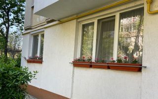 Agentia BRASADAS vinde apt. modern 2 cam parter Carpați 1. - Poză 1