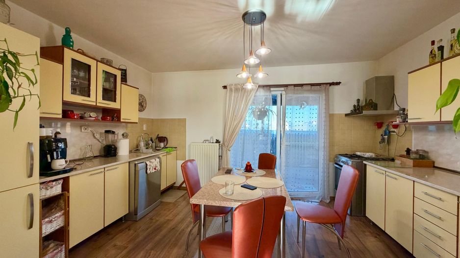 Casă individuală 4 camere | Terasă 40 mp | Garaj | Sânmihaiu Roman - Poză 12